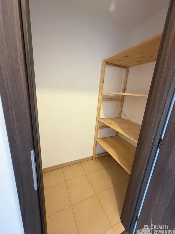 Pronájem bytu 3+kk, Praha - Miškovice, Vrátenská, 87 m2