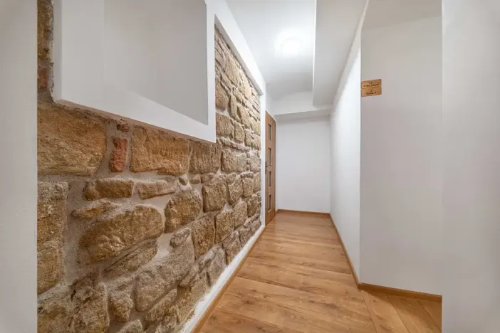 Pronájem obchodního prostoru, Plzeň, Dvorní, 127 m2