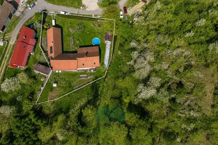 Prodej vícegeneračního domu, Skomelno, 284 m2