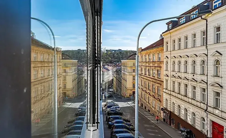 Pronájem bytu 2+kk, Praha, Holečkova, 55 m2