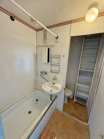 Prodej bytu 1+1, Olomouc, Nešporova, 32 m2