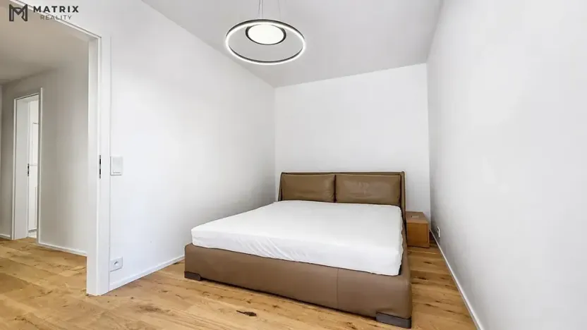 Pronájem bytu 2+kk, Praha - Radlice, U Komína, 52 m2