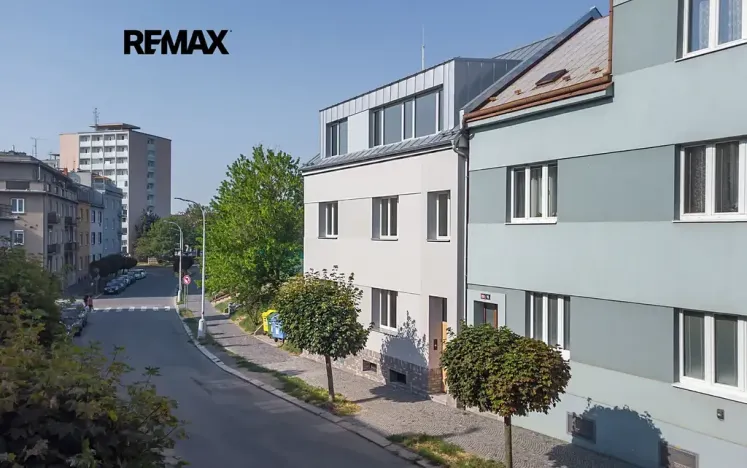Prodej bytu 3+1, Slaný, Navrátilova, 84 m2