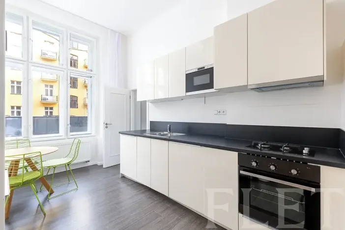 Prodej bytu 2+kk, Praha - Staré Město, Bílkova, 44 m2