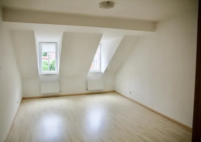 Pronájem bytu 3+1, Karlovy Vary, Moskevská, 80 m2