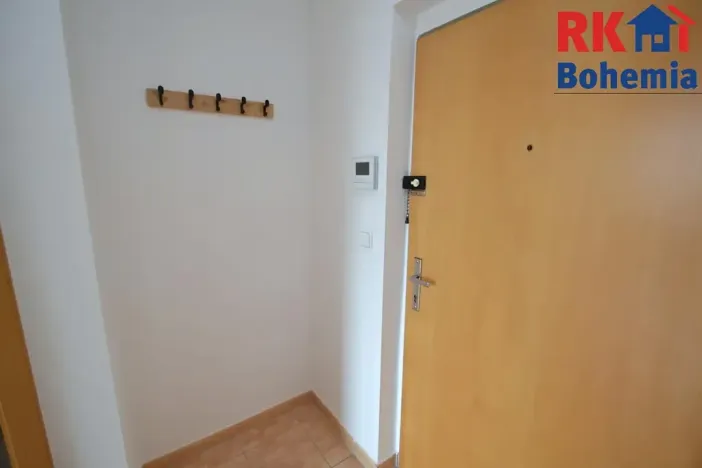 Pronájem bytu 2+kk, Praha - Nusle, Mojmírova, 45 m2