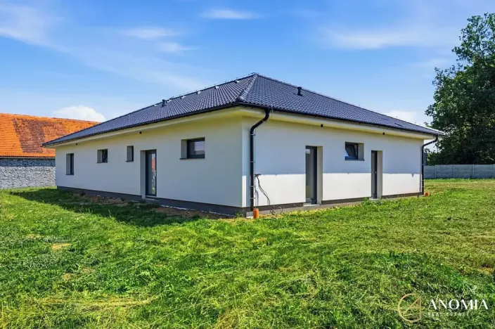 Prodej rodinného domu, Osek, 189 m2