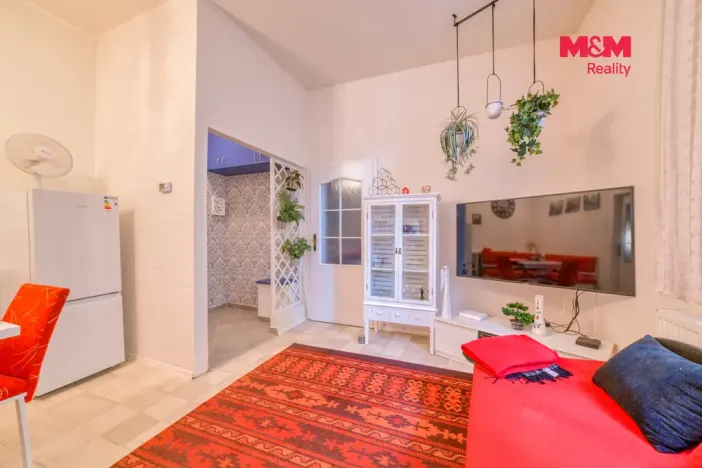 Prodej bytu 2+1, Mariánské Lázně, Nákladní, 57 m2