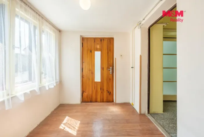 Prodej rodinného domu, Jeneč, Nouzov, 214 m2