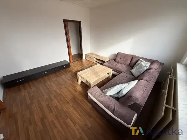 Pronájem bytu 2+1, Orlová, Karla Dvořáčka, 44 m2