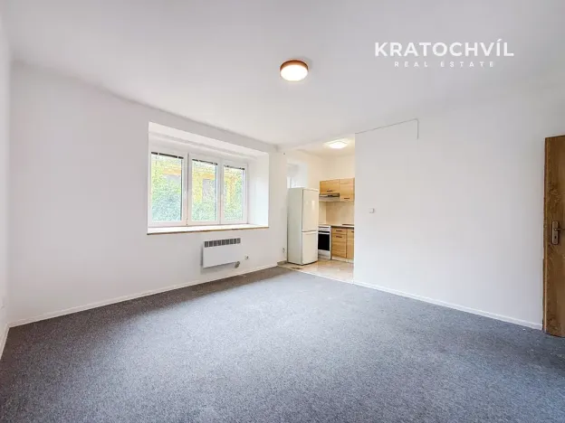 Pronájem bytu 2+kk, Praha - Nusle, Na Veselí, 38 m2