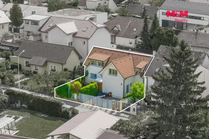 Prodej rodinného domu, Praha - Suchdol, K Roztokům, 160 m2