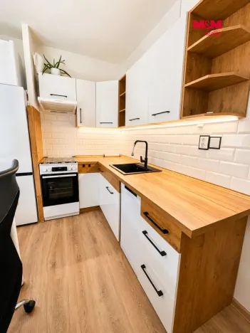 Pronájem bytu 1+1, Hradec Králové - Moravské Předměstí, 35 m2