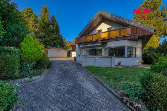 Prodej rodinného domu, Loučim, 300 m2