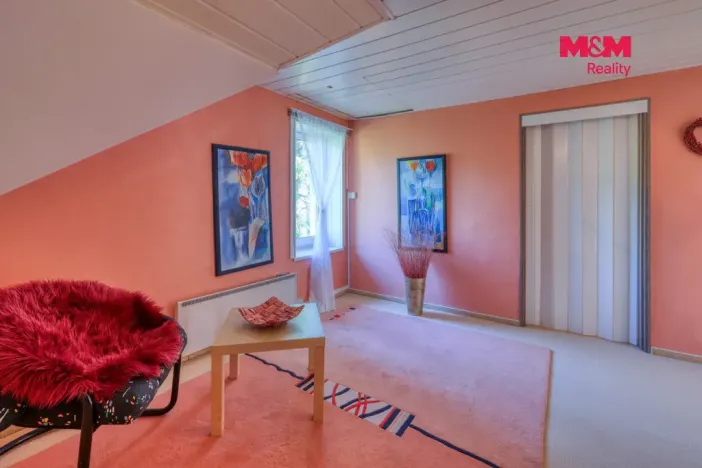 Prodej rodinného domu, Loučim, 300 m2