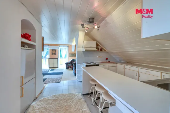 Prodej rodinného domu, Loučim, 300 m2