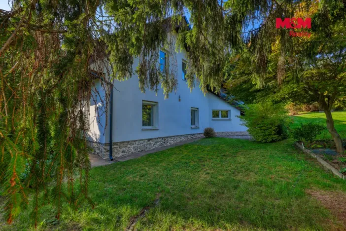 Prodej rodinného domu, Loučim, 300 m2