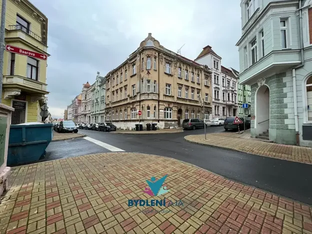 Pronájem bytu 4+1, Teplice, Baarova, 143 m2