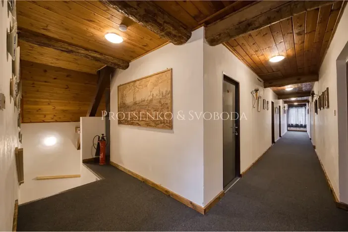 Prodej ubytování, Červená Lhota, 1220 m2
