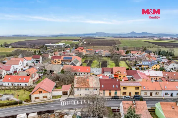 Prodej rodinného domu, Líšťany, Zlatá Ulička, 272 m2