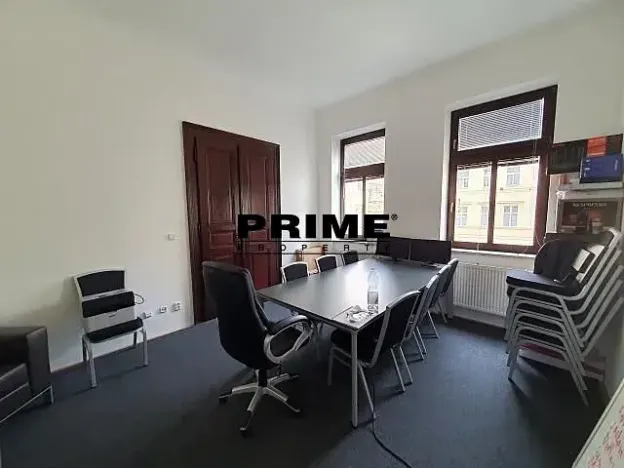 Pronájem kanceláře, Praha - Nové Město, Štěpánská, 65 m2