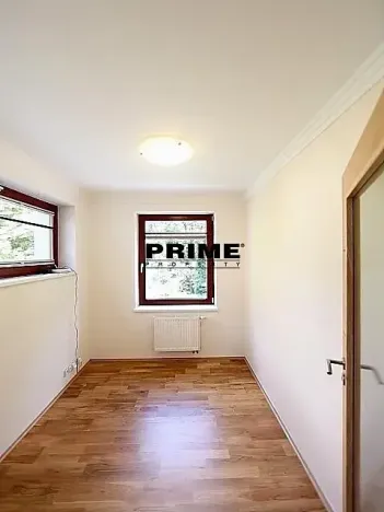 Pronájem rodinného domu, Praha - Veleslavín, Nad hradním potokem, 350 m2