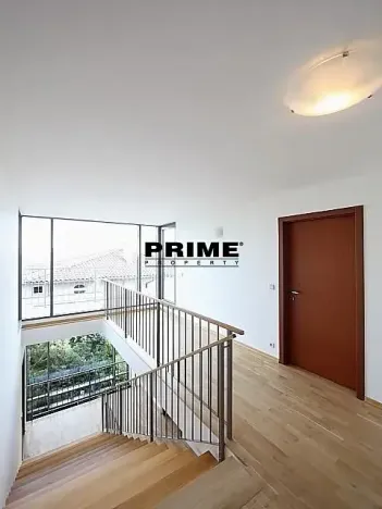 Pronájem rodinného domu, Praha - Nebušice, Nebušická, 260 m2