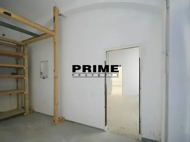 Pronájem kanceláře, Praha - Nové Město, Opletalova, 86 m2