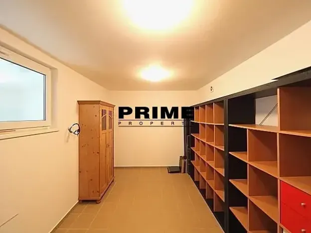 Pronájem rodinného domu, Praha - Nebušice, Na závěji, 250 m2