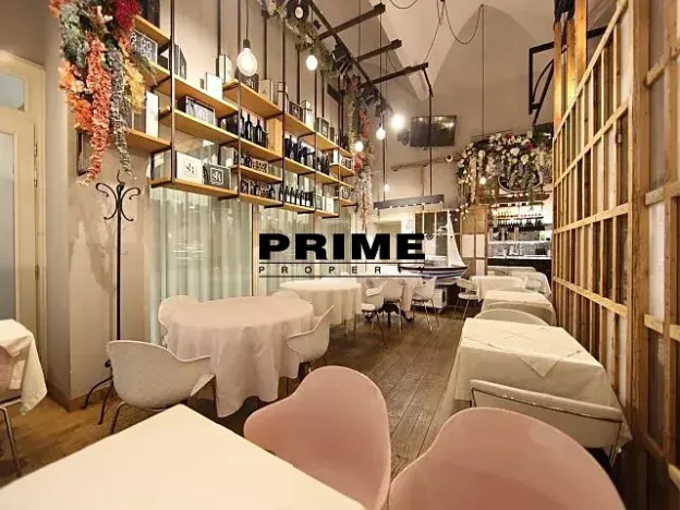 Pronájem restaurace, Praha - Vinohrady, Italská, 225 m2