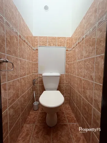 Pronájem bytu 2+1, Unhošť, Komenského, 52 m2