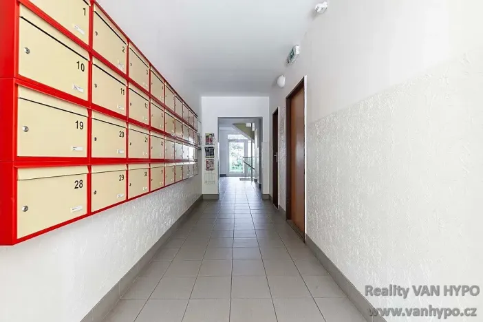 Prodej bytu 3+1, Praha - Chodov, Dědinova, 85 m2