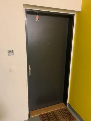 Dražba - jiné, Praha - Malešice, Nad úžlabinou, 38 m2