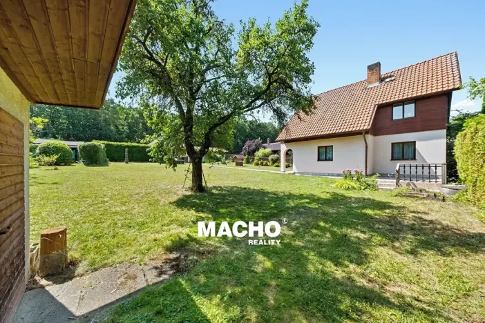 Prodej chaty, Mníšek pod Brdy, U Lípy, 118 m2