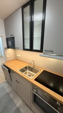 Pronájem bytu 2+kk, Praha - Michle, Ohradní, 45 m2