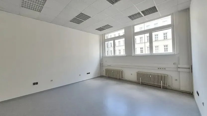 Pronájem kanceláře, Praha - Nové Město, Politických vězňů, 36 m2