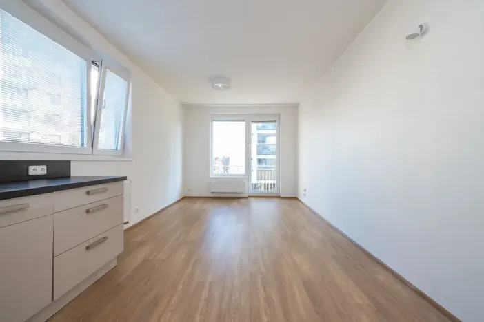 Pronájem bytu 2+kk, Praha - Střížkov, Makedonská, 55 m2