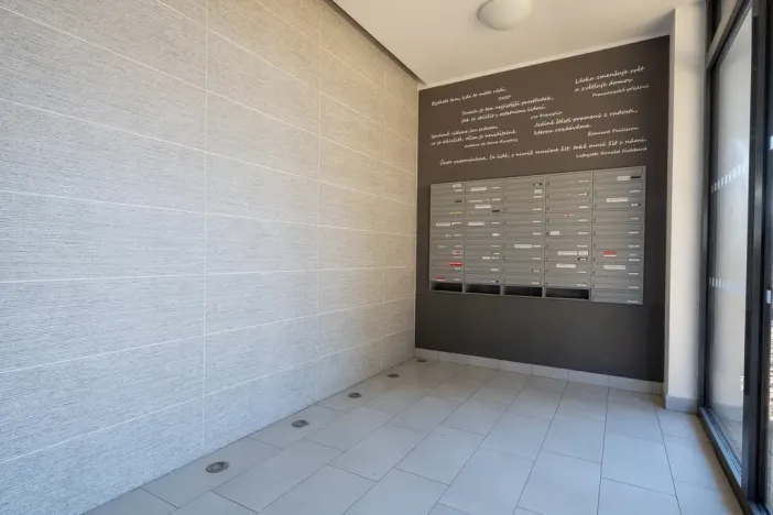Pronájem bytu 2+kk, Praha - Střížkov, Makedonská, 55 m2