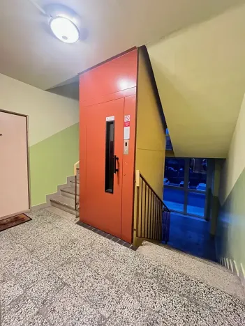 Pronájem bytu 1+1, Praha - Letňany, Vratimovská, 33 m2