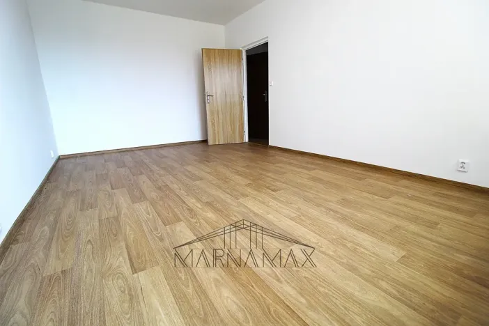 Prodej bytu 2+1, Chomutov, Holešická, 62 m2