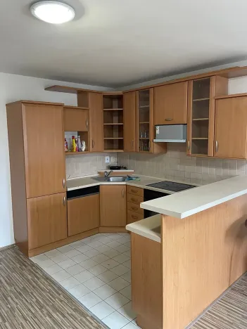 Pronájem bytu 2+kk, Praha - Lysolaje, Sídlištní, 64 m2
