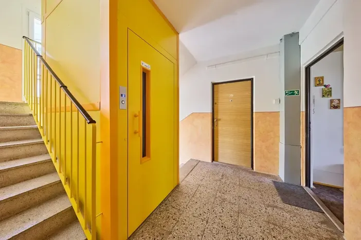 Prodej bytu 1+1, Trutnov, Za Komínem, 32 m2