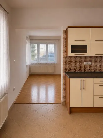 Prodej bytu 4+1, Hradec Králové - Pražské Předměstí, Drahoňovského, 123 m2