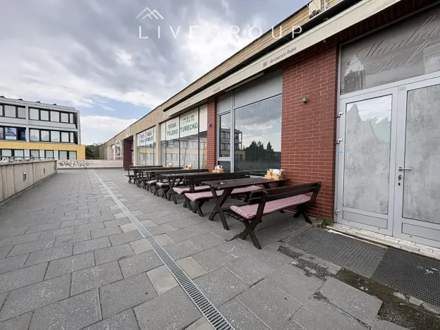 Pronájem restaurace, Brno, Makovského náměstí, 117 m2