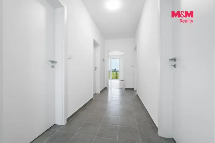 Pronájem bytu 2+kk, Plzeň, Safírová, 66 m2