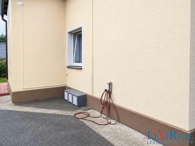 Prodej vícegeneračního domu, Praha - Modřany, Povodňová, 160 m2