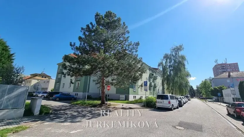 Prodej bytu 2+1, České Budějovice, Zachariášova, 54 m2