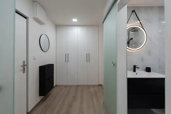 Prodej bytu 2+1, Praha - Lhotka, Zálesí, 42 m2