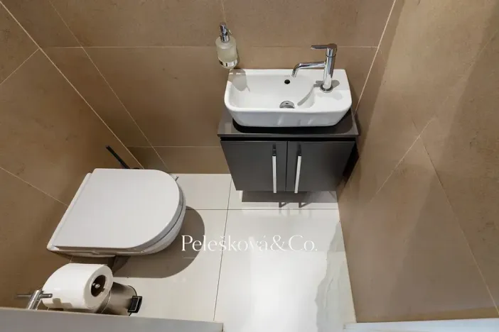 Prodej rodinného domu, Tuchoměřice, Polní, 383 m2