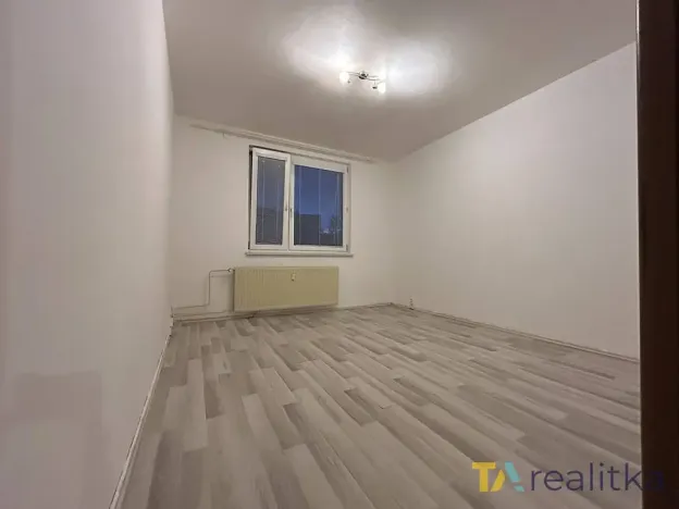 Pronájem bytu 3+1, Orlová, Vnitřní, 81 m2